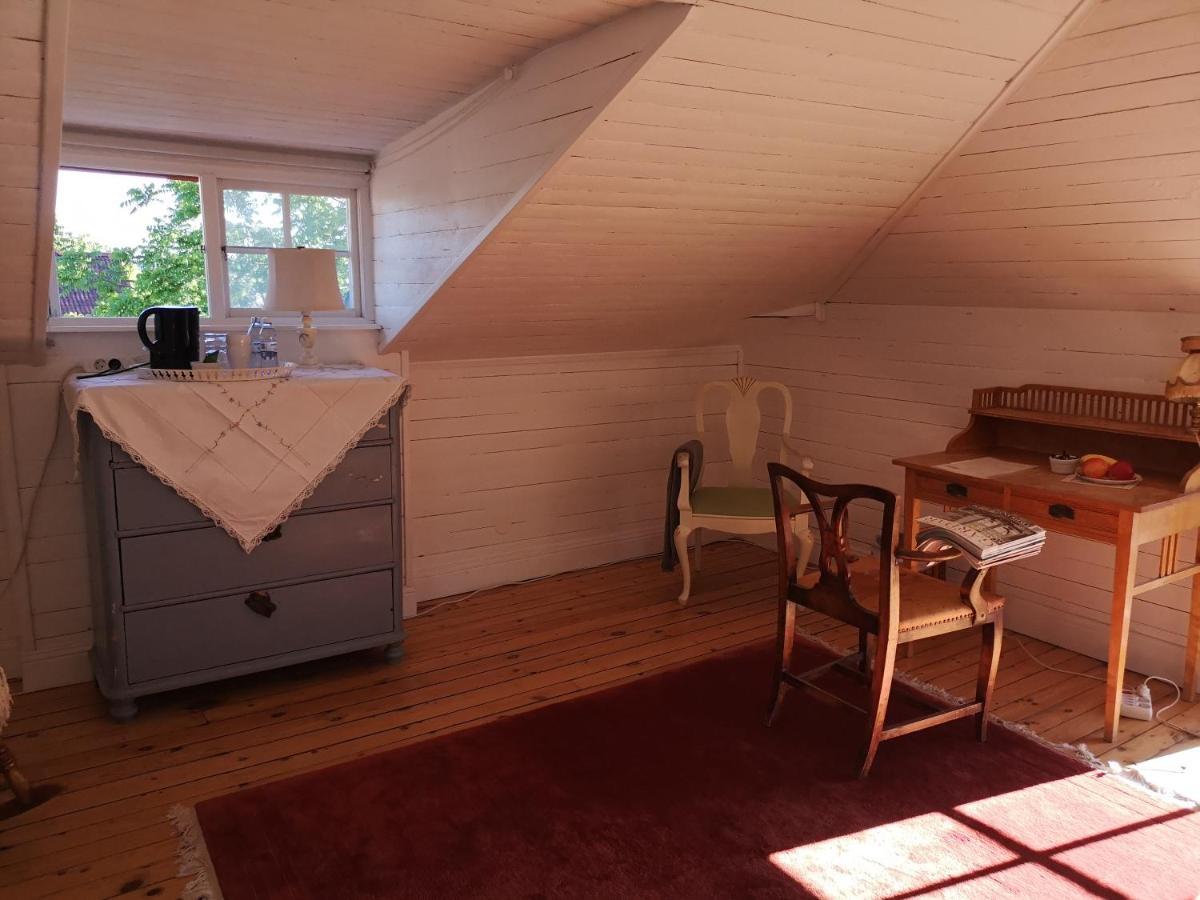 Stockholm B&B Cottage Нака Екстериор снимка