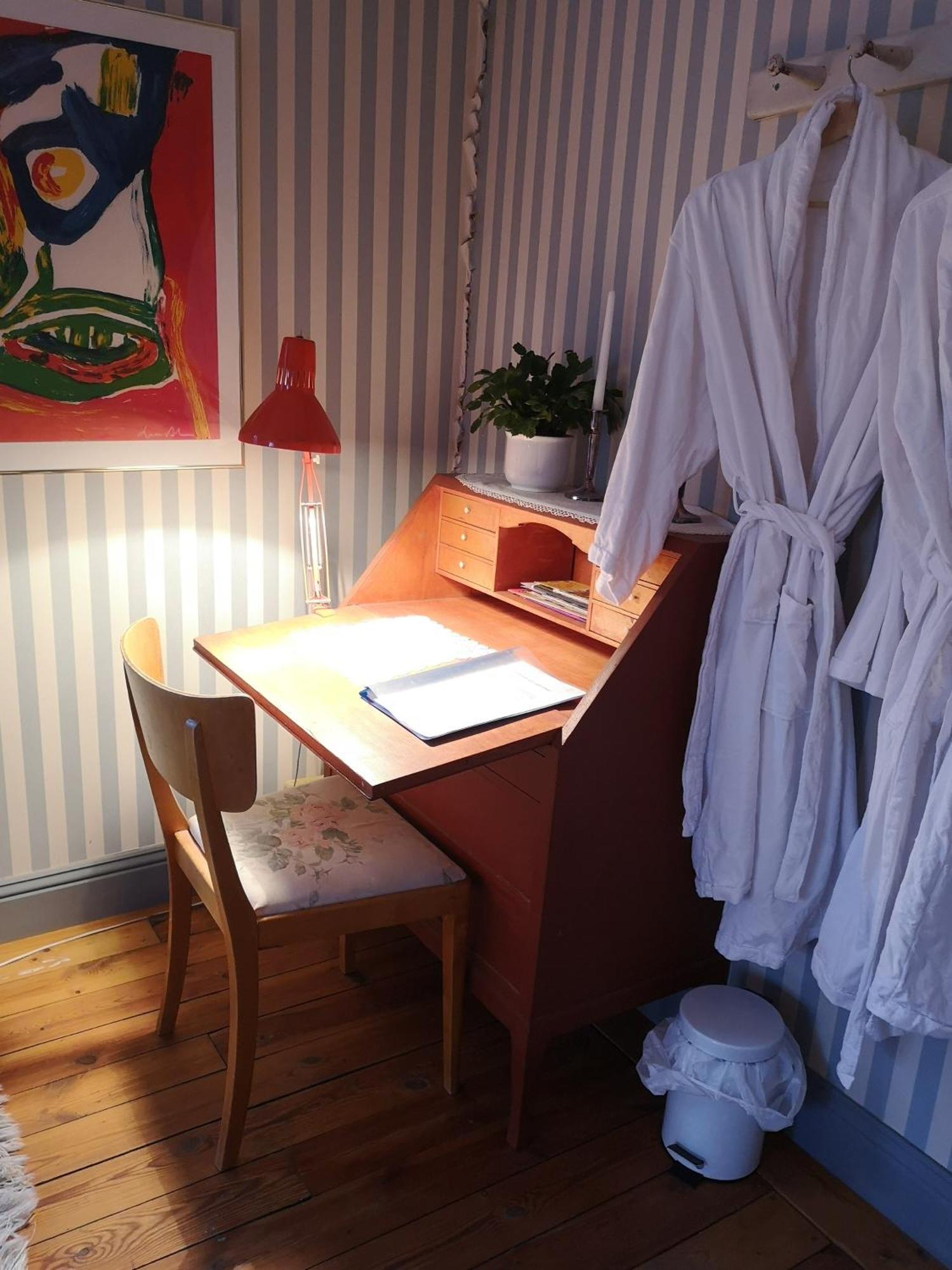 Stockholm B&B Cottage Нака Стая снимка