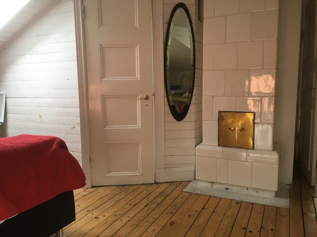 Stockholm B&B Cottage Нака Екстериор снимка