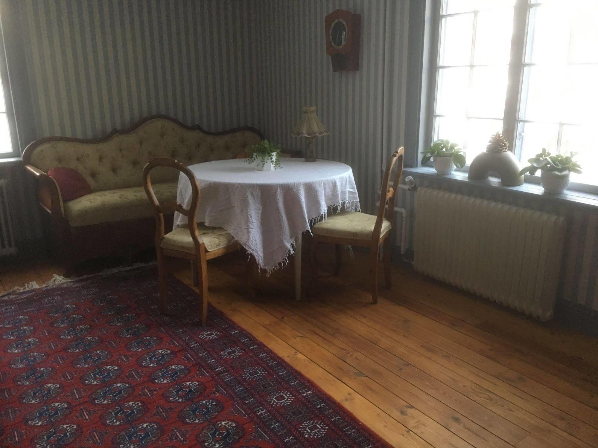 Stockholm B&B Cottage Нака Екстериор снимка
