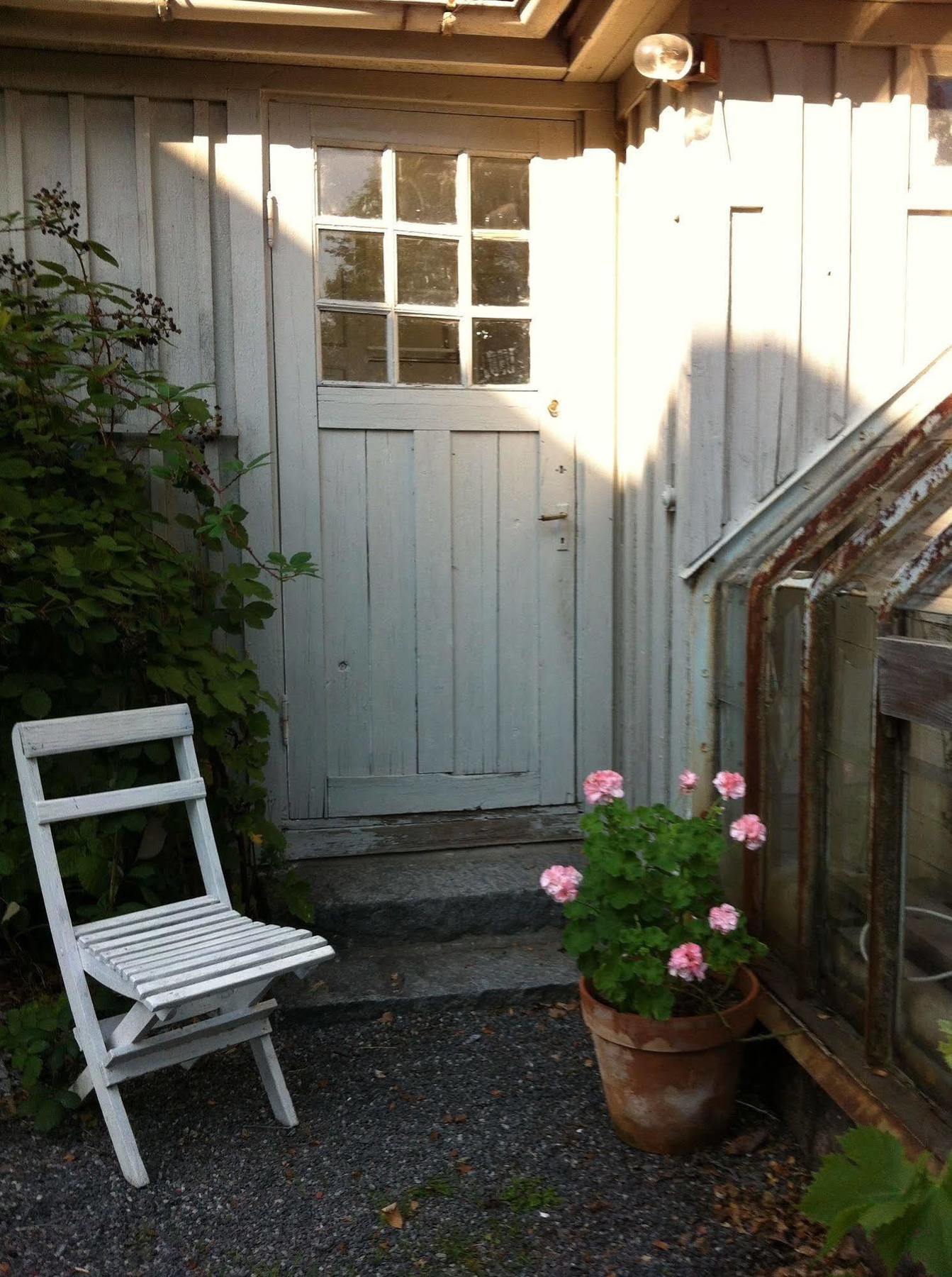 Stockholm B&B Cottage Нака Екстериор снимка