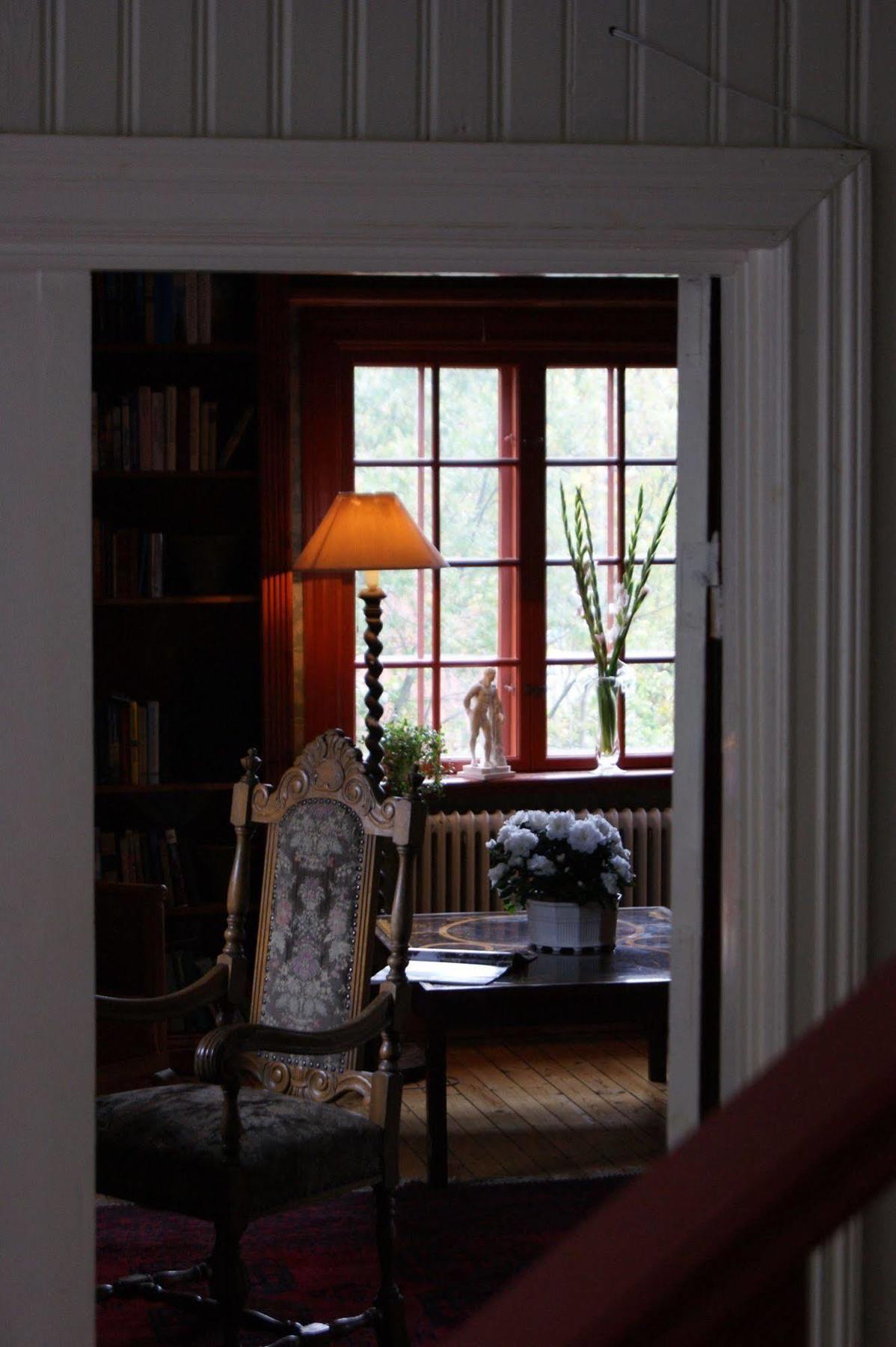 Stockholm B&B Cottage Нака Екстериор снимка